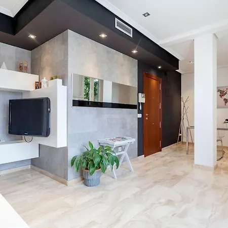 Penthouse On The Valencia